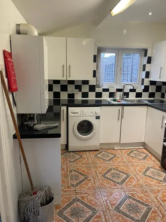 Rent this studio room on Waverley Crescent in Glyndon, London