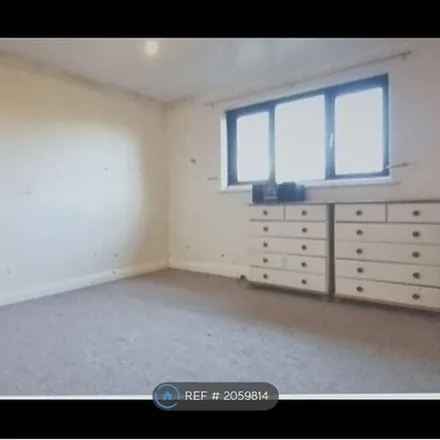 Rent this 2 bed apartment on Guillemot Lane in Wellingborough, NN8 4UH