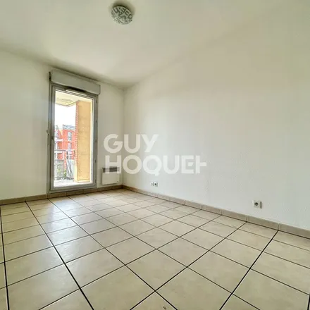 Rent this 3 bed apartment on 1 Place Antonin Froidure in 31200 Toulouse, France