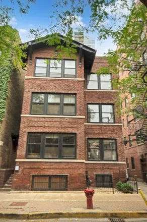 Rent this 6 bed apartment on 3153 North Hudson Avenue in Chicago, IL 60657