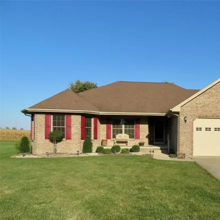 Buy this 3 bed house on 45 West View Drive in Highland, IL 62249