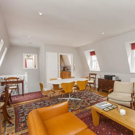 Rent this 3 bed townhouse on 22 Phillimore Walk in London, W8 7SA
