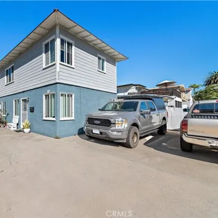 Image 3 - 330 Avenida Cabrillo, San Clemente, CA 92672, USA - House for sale