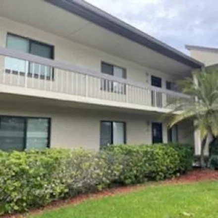 Rent this 2 bed condo on 198 Nina Way in Palm Harbor, FL 34677