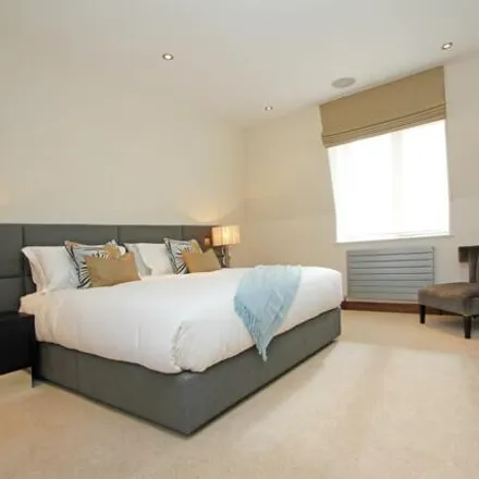 Rent this 3 bed house on 7 Holbein Place in London, SW1W 8NS