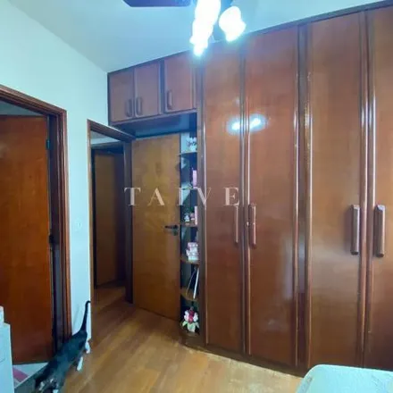 Buy this 3 bed apartment on Rua Paranaguá 50 in Higienópolis, Londrina - PR