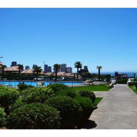 Rent this 2 bed house on Laura Barros in 251 0513 Concón, Chile