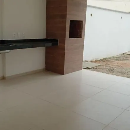Rent this 4 bed house on unnamed road in Centro, Eusébio - CE