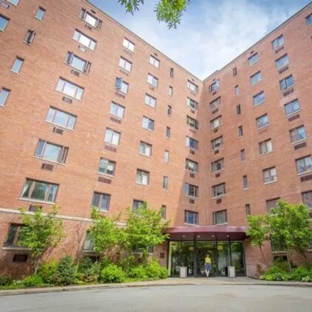 Rent this 2 bed apartment on Kenmawr Apartments in 401 Shady Avenue, Pittsburgh