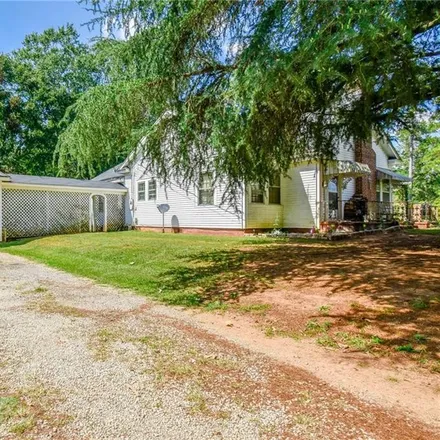 Image 3 - 254 Phillips Street, Ashland, Clay County, AL 36251, USA - Townhouse for sale