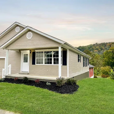 Buy this 3 bed house on 29 Palm Drive in Cabell County, WV 25705