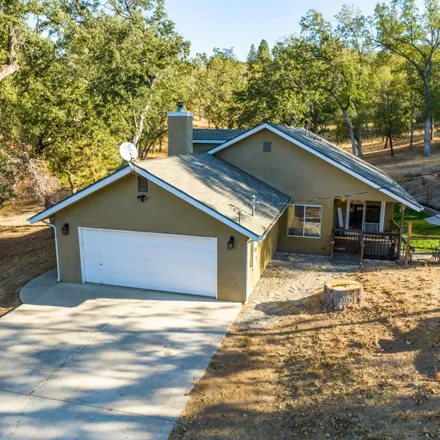 Buy this 3 bed house on 34733 Wintergreen Loop in Madera County, CA 93643