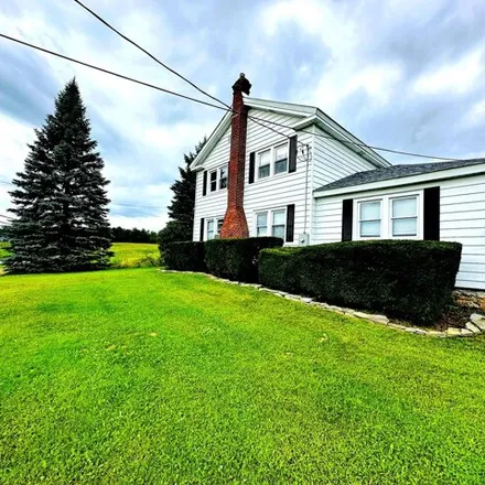 Image 3 - 777 Calkins Rd, Peru, New York, 12972 - House for sale