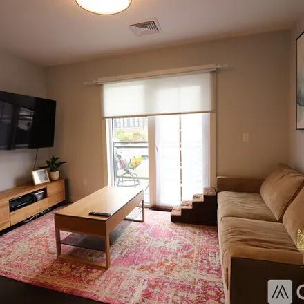 Rent this 1 bed apartment on 54 Auburn St