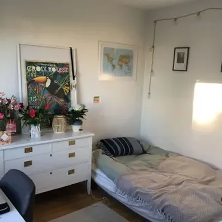 Rent this 1 bed apartment on Klubbvägen 5 in 182 57 Danderyds kommun, Sweden