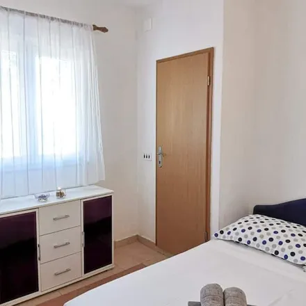 Image 4 - 21318 Grad Omiš, Croatia - Apartment for rent