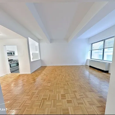 Rent this 1 bed apartment on 45 Wall Street in New York, NY 10005