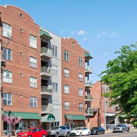 Buy this 3 bed condo on The Lofts at South Bluff Parking in Mina Avenue, Memphis