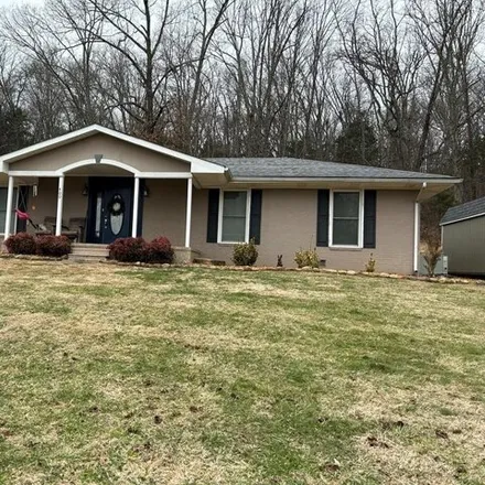 Buy this 4 bed house on 406 South Hillcrest Drive in Livingston, TN 38570