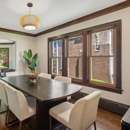 Image 6 - 5941 West Newport Avenue, Chicago, IL 60634, USA - House for sale