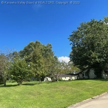 Image 8 - 19 Dominick Drive, Hidden Valley Estates, Teays Valley, WV 25560, USA - House for sale