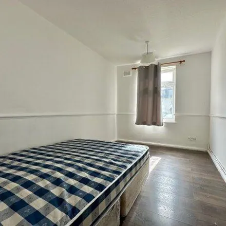 Rent this 2 bed apartment on Moore Crescent in London, RM9 4QJ