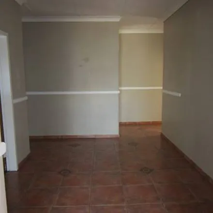 Image 6 - Keith Avenue, Florida North, Roodepoort, 1709, South Africa - Apartment for rent