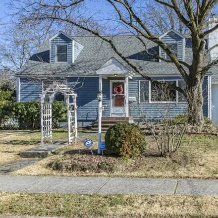 Buy this 3 bed house on 29 Bradway Avenue in Glendale, Ewing Township