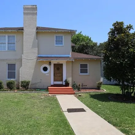 Image 1 - Alameda @ Del Mar Ns, South Alameda Street, Corpus Christi, TX 78404, USA - House for sale