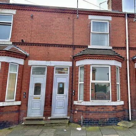 Rent this 5 bed room on Florence Avenue/Ivor Grove in Florence Avenue, Doncaster