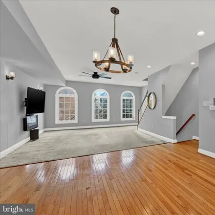 Image 9 - 1707 East Lombard Street, Baltimore, MD 21231, USA - House for sale