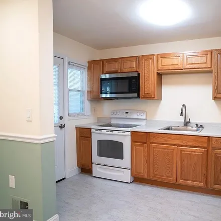 Image 4 - 2131 Harman Avenue, Baltimore, MD 21230, USA - Townhouse for sale