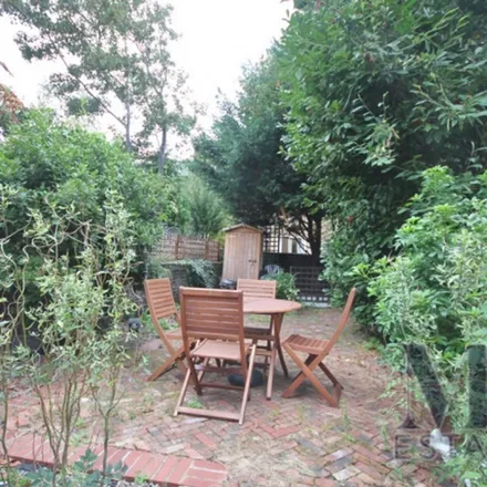 Rent this 2 bed apartment on Loveridge Road in London, NW6 2DU