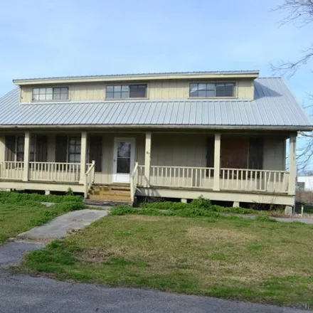 Buy this 3 bed house on 299 East 47th Street in Lafourche Parish, LA 70345