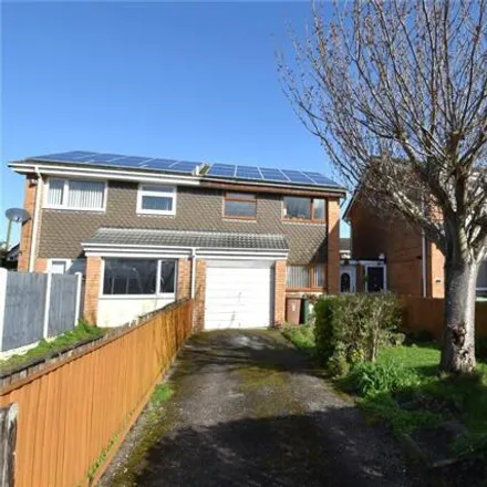 Buy this 3 bed duplex on Girtrell Close in Moreton, CH49 4QG