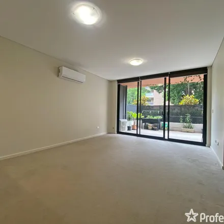 Rent this 2 bed apartment on Evolve Apartments in Bathurst Street, Sydney NSW 2170