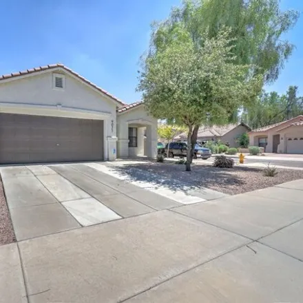 Image 3 - 322 East Milada Drive, Phoenix, AZ 85042, USA - House for sale