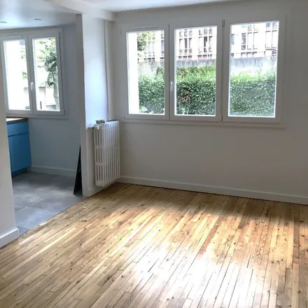 Rent this 3 bed apartment on 163 Rue Louis Blériot in 92100 Boulogne-Billancourt, France