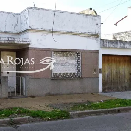Buy this 2 bed house on 124 - Constancia 1100 in Partido de Tres de Febrero, Ciudadela