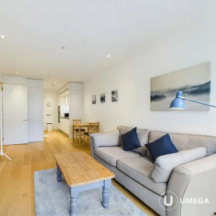 Image 2 - Speirs Gumley, 9 Simpson Loan, City of Edinburgh, EH3 9GQ, United Kingdom - Apartment for rent
