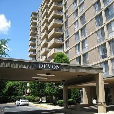 Rent this 3 bed condo on The Devon in Pennsylvania Avenue, Wawaset Park