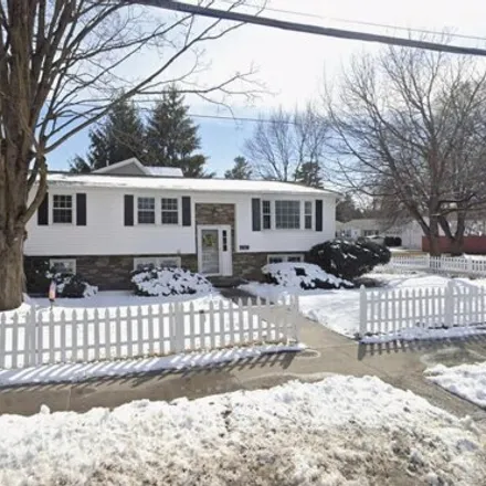 Rent this 4 bed house on 78 Lincoln Avenue in City of Saratoga Springs, NY 12866