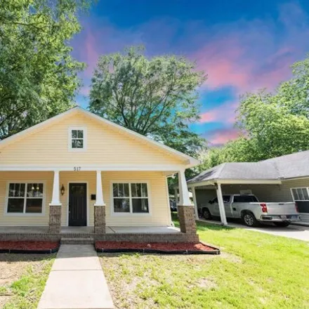 Buy this 3 bed house on 517 Third St in Conway, Arkansas