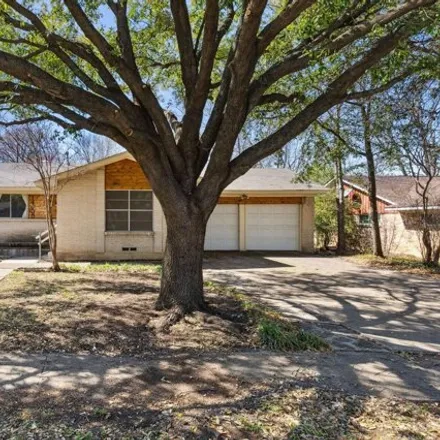 Rent this 3 bed house on 14468 Heartside Place in Farmers Branch, TX 75234