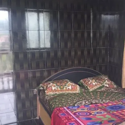 Rent this 4 bed house on Lonavala in Mahatma Gandhi Road, Pune District