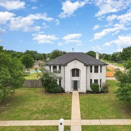 Buy this 6 bed house on 5930 Hill Meadow Drive in Midlothian, TX 76065