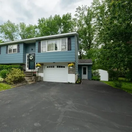 Buy this 5 bed house on 4 Shady Lane in East Greenbush CDP, NY 12061