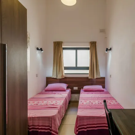Image 9 - Triq San Pawl, Saint Paul's Bay, SPB 3418, Malta - Apartment for rent