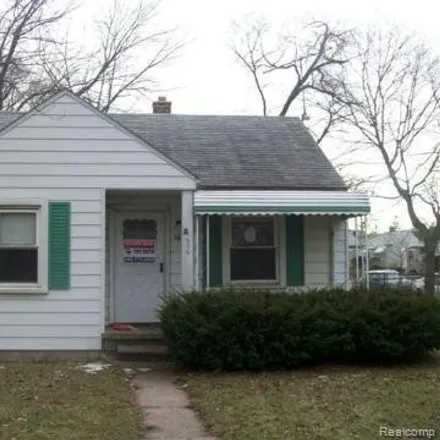 Rent this 3 bed house on Woodward / Fielding (NB) in Woodward Avenue, Ferndale