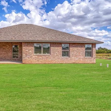 Image 6 - 401 Northwest Sandstone Avenue, Cache, Comanche County, OK 73527, USA - House for sale